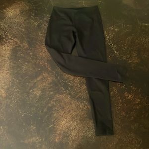 Black Zella capris, size small/4, 2 pairs total